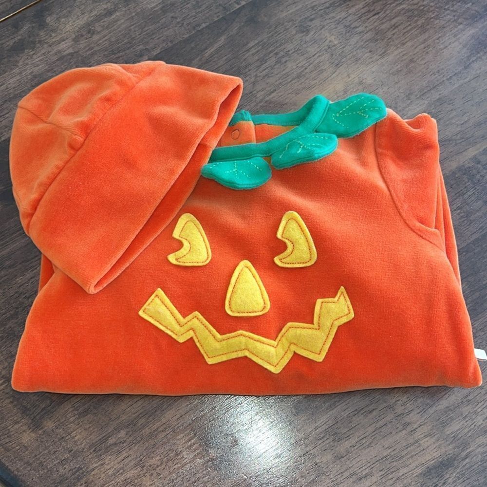 Osh Kosh Baby Orange Pumpkin Soft Fleece Snap One Piece with Hat- 12 months